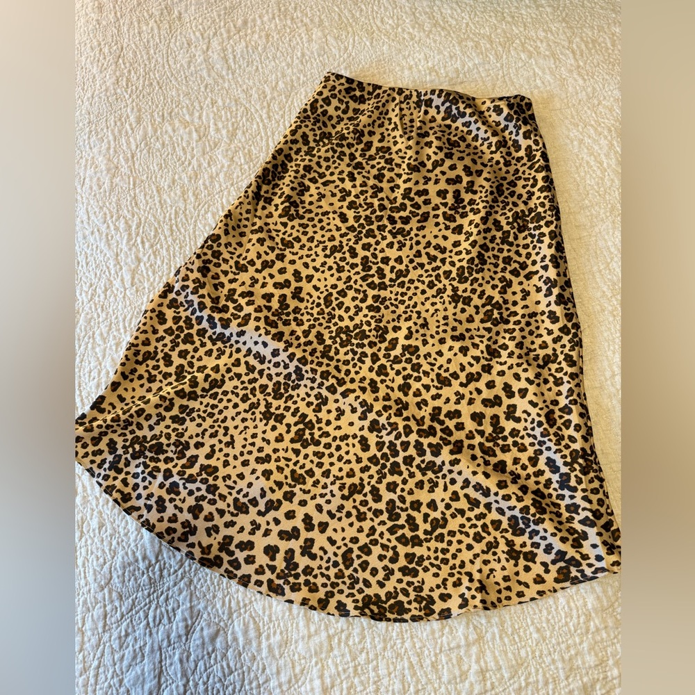 Abercrombie Women's Satin High-Slit Midi Skirt Medium